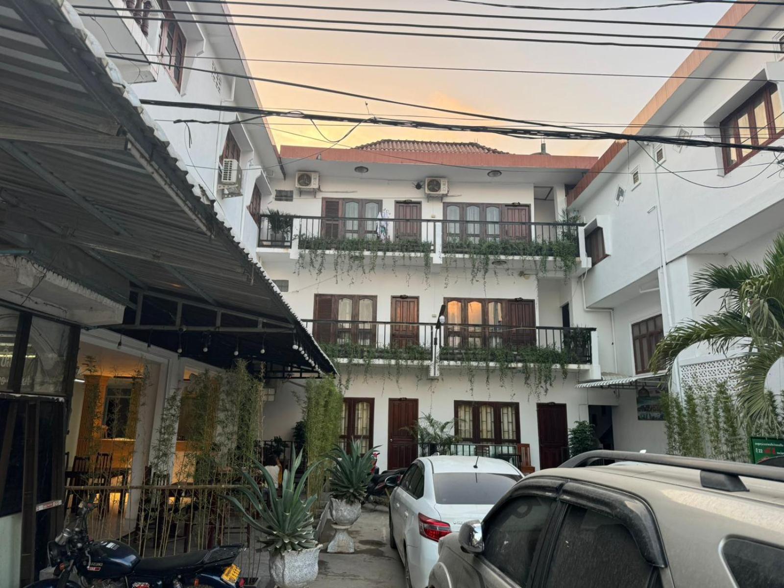 Vang Vieng Green Hotel 외부 사진