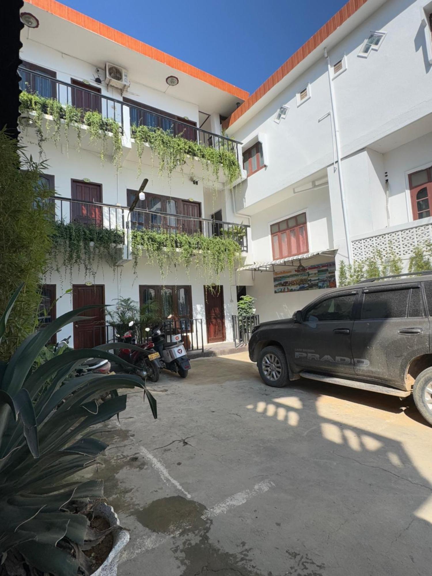 Vang Vieng Green Hotel 외부 사진